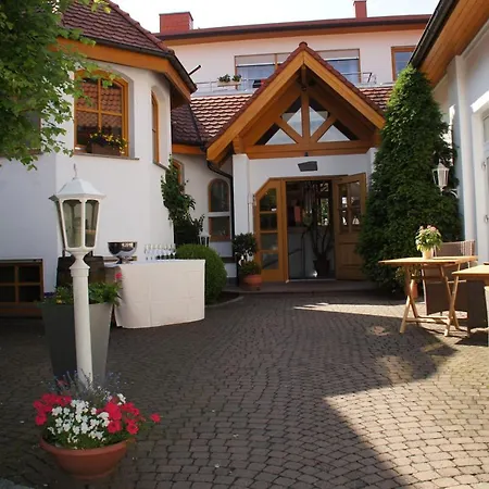 Landgasthof Druschel Szálloda Schlüchtern