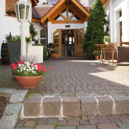 Landgasthof Druschel 3* 슐로크텐